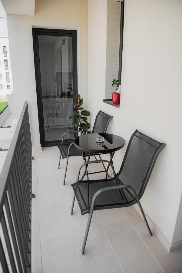 Modern Apartment In Timisoara Luaran gambar