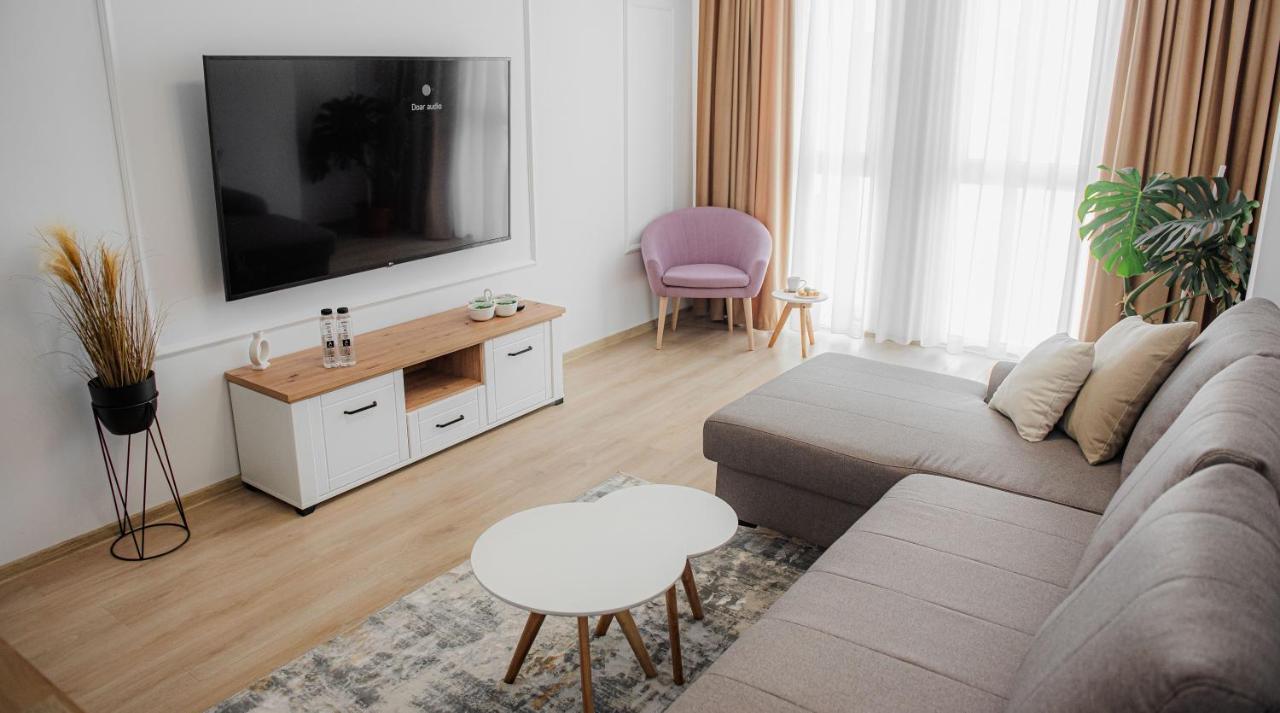 Modern Apartment In Timisoara Luaran gambar