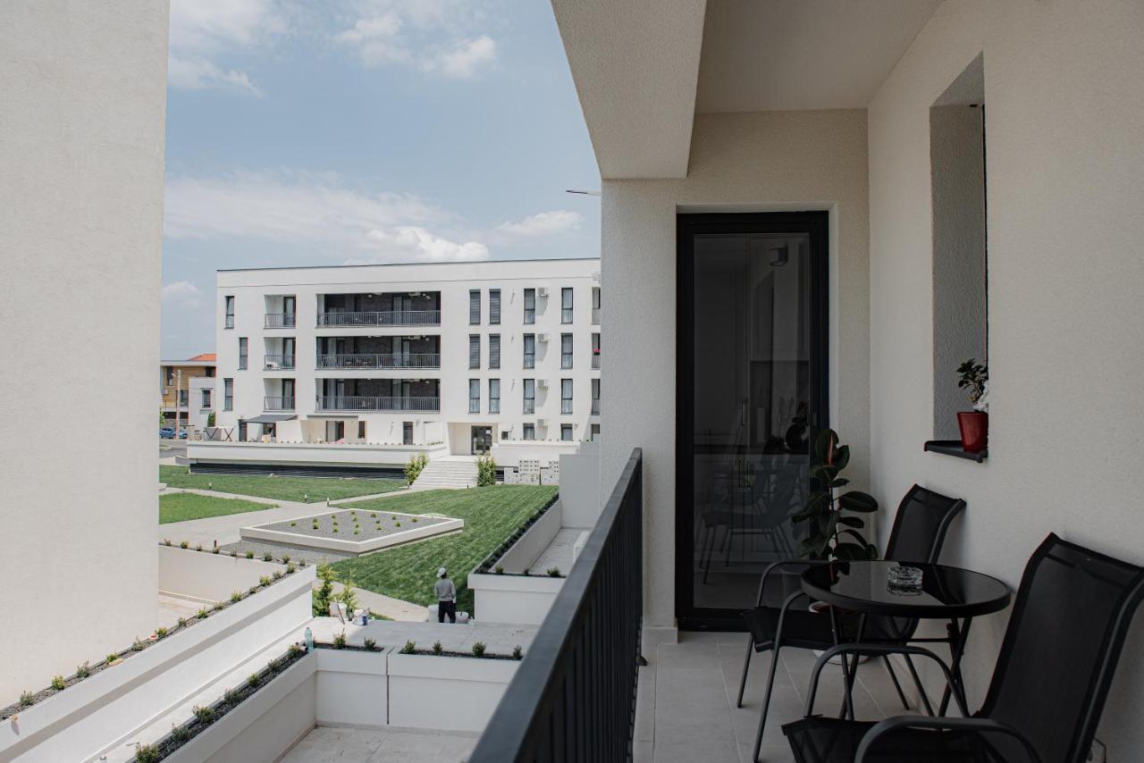 Modern Apartment In Timisoara Luaran gambar