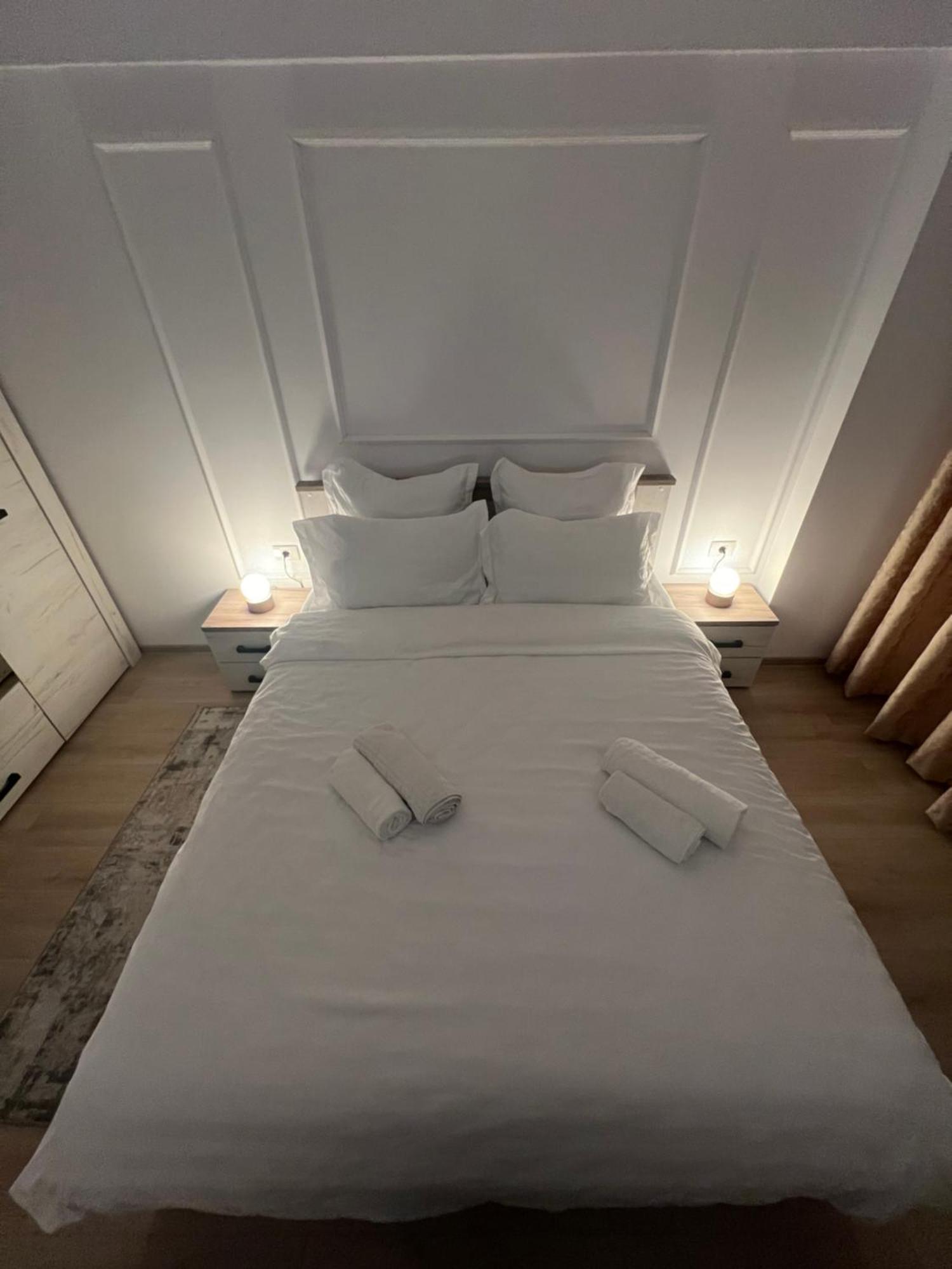Modern Apartment In Timisoara Luaran gambar